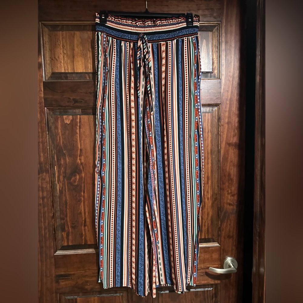 Womens fun, flowy pattern pants, straight leg, vacation, lightweight, size XL